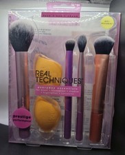 Real Techniques Everyday Essentials Brush Set Brand new