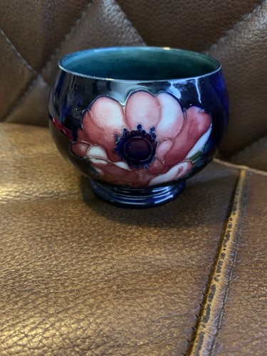 Moorcroft small vintage - small,