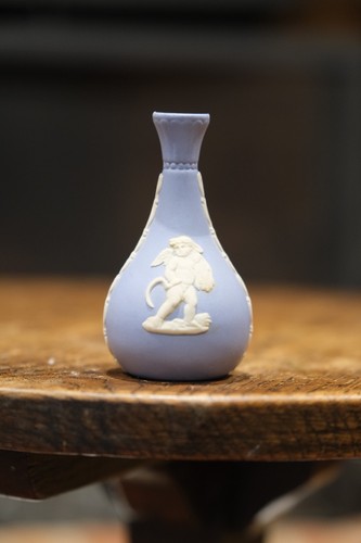 Wedgwood blue jasperware - wedgwood,