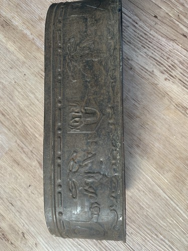 Antique vintage biscuit tin - biscuit,
