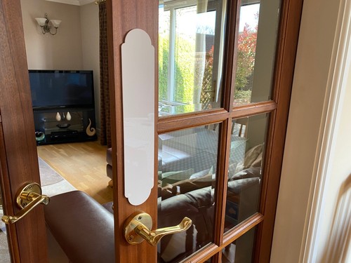 Rounded door finger - rounded, plate