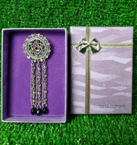 Buckingham jewellery brooch - buckingham,