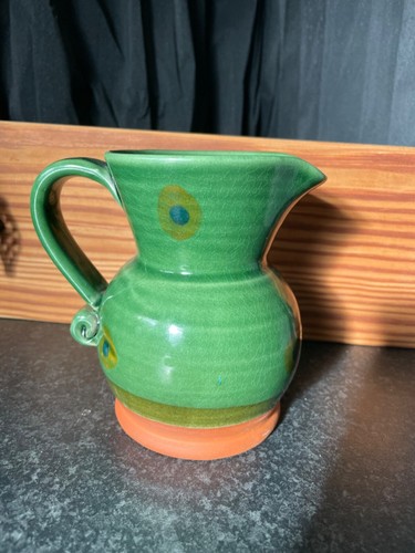 Conwy pottery carol - -, wynn