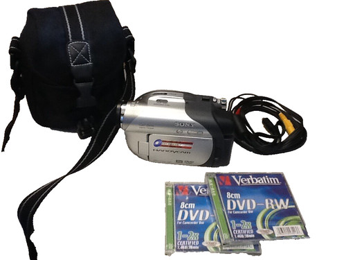 Sony dcr dvd105e camcorder - sony,