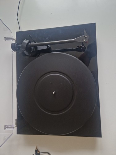 Pro ject debut - debut, carbon