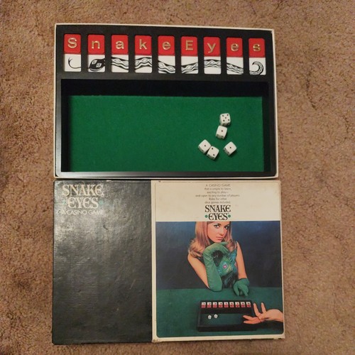 Snake eyes casino board - eyes,