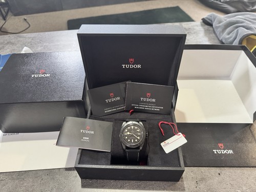 Tudor black bay - tudor, ceramic