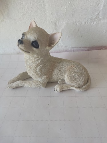 Chihuahua statue figurine
