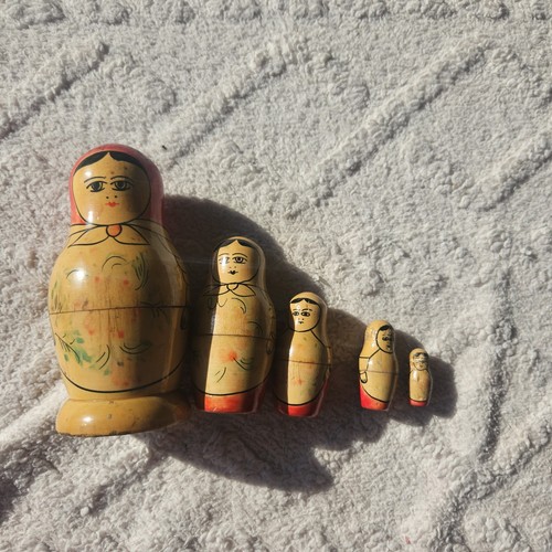 Matryoshka russian nesting - russian,