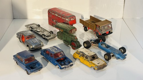 Small job lot - of, toys
