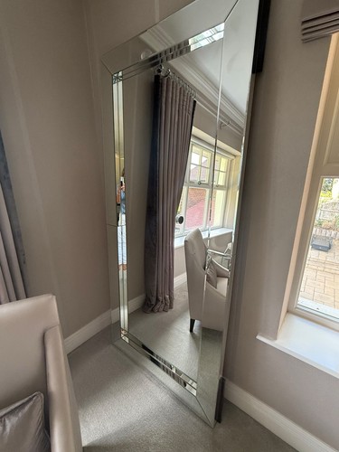 Large venetian beveled - large, glass