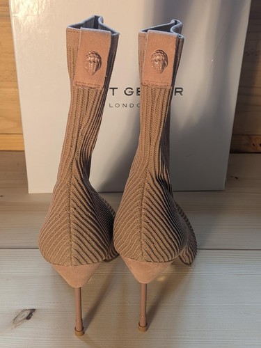 Kurt geiger london barbican - london,
