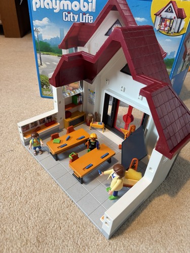 Playmobil city life - city,