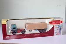 LLEDO TRACKSIDE 1:76 ERF LV & TRAILER - POLLOCK DG186003