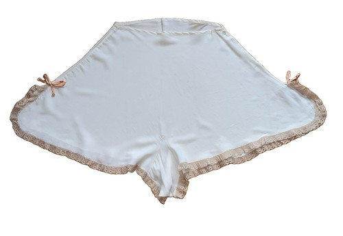 Authentic 1940 cream - cream, silk