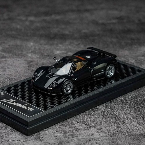 Lcd scale pagani zonda - 1/64,