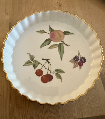 Royal worcester evesham flan - worcester,