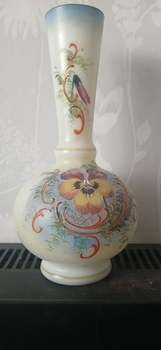 Victorian opaline glass vase - opaline,