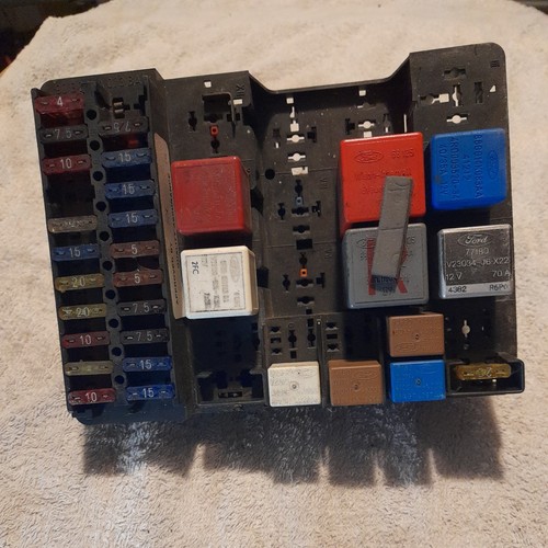 Ford sierra under bonnet - , fuse