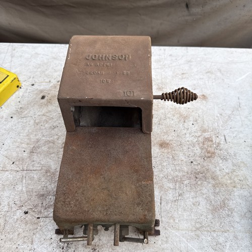 Johnson bench gas - bench, 101