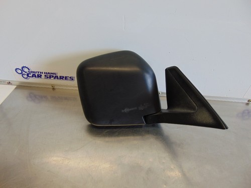 Mitsubishi shogun wing - shogun,