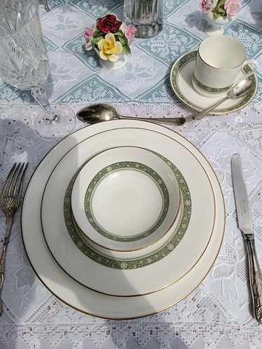 Vintage set five bowls - ,