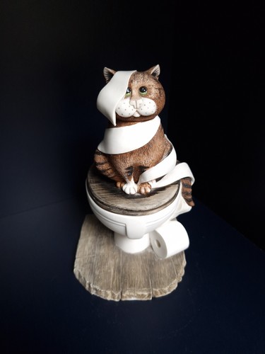 Comic curious cats all tied - &, "all