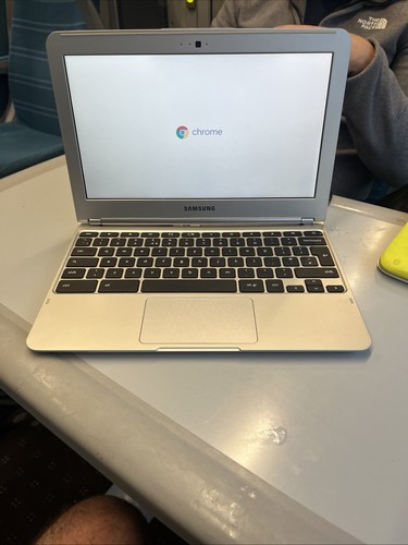Samsung chromebook laptop - chromebook,