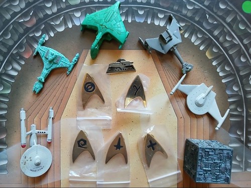 Star trek bundle - , six