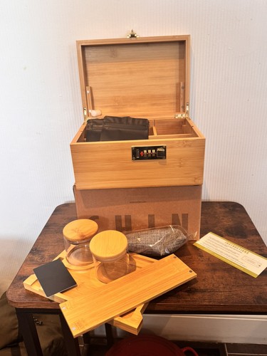 Ozchin stash box - box, smell