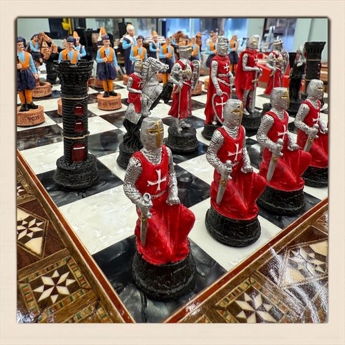 Crusaders chess set - set, hand