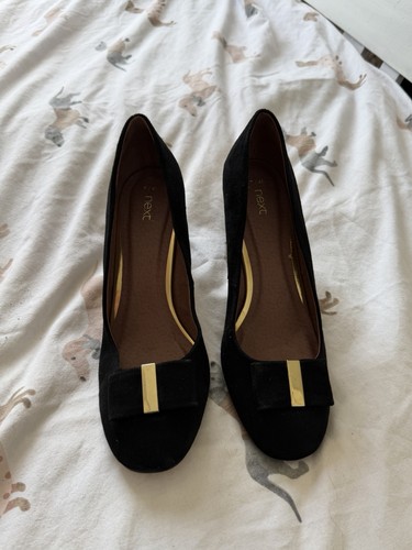 Next navy court - size, 7