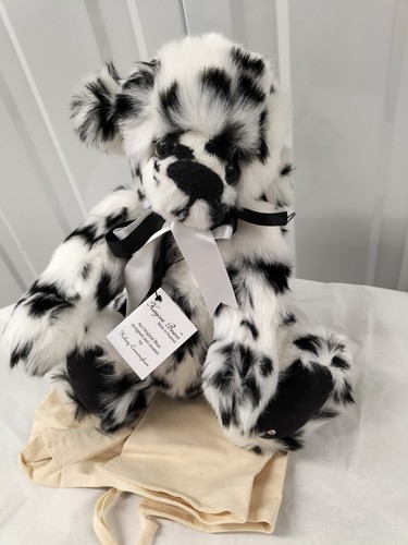 Kaycee bears smudge with - kaycee,