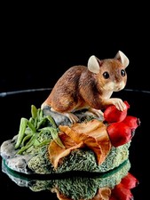 Border Fine Arts Wood Mouse