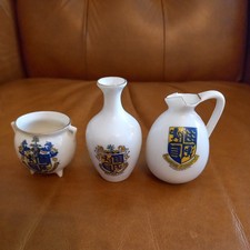 WH GOSS AND CRESTED CHINA