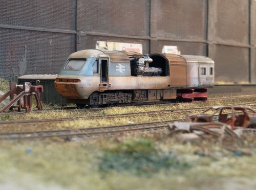 Weathered locomotive gauge - weathered,
