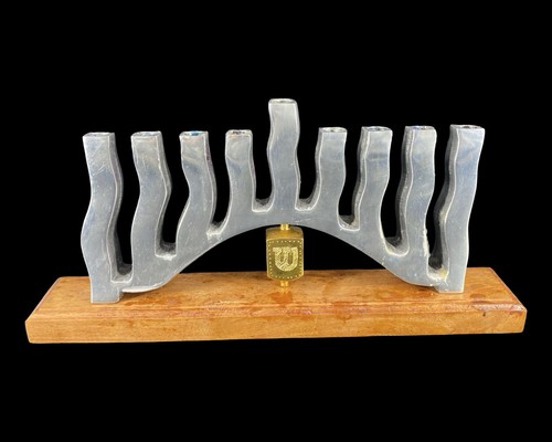 Modern jewish chanukah - modern,