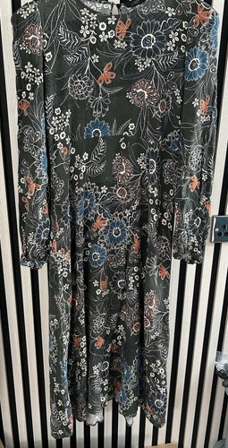 Zara women floral dress size - women's,