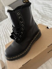 Dr. Martens Serena 1460 Ankle