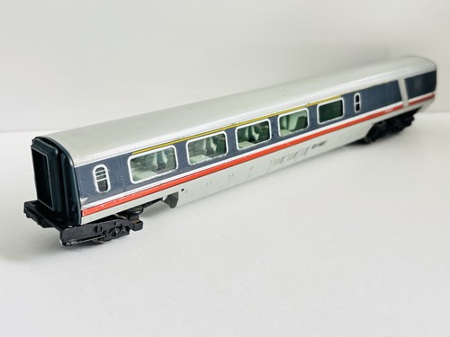 Hornby apt passenger coach - hornby,