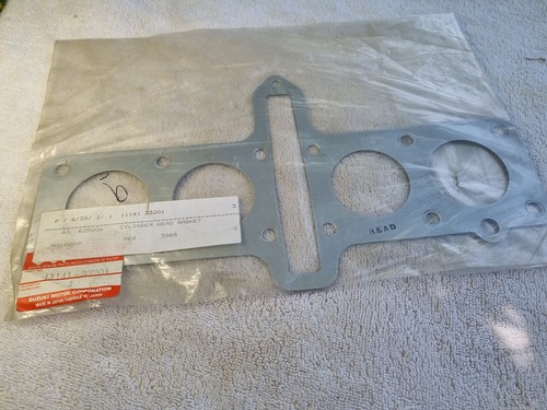 Cylinder head gasket - head,