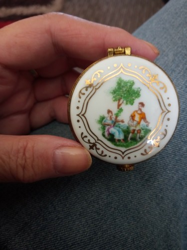 Vintage trinket pill - , box