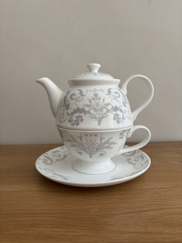 Laura ashley hebei - laura,