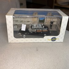 ATLAS 1:43 DIORAMA LES PETITS