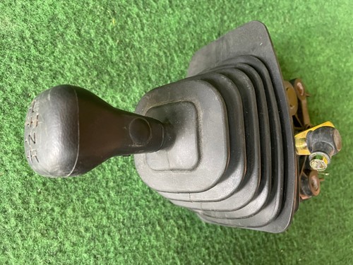 Gearshift arm gear selector - gear,