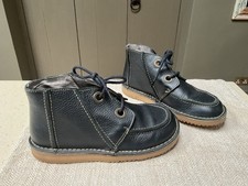 Red Or Dead Unusual Black