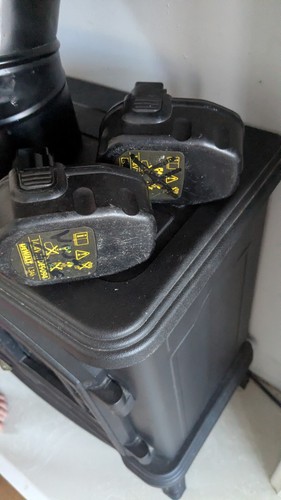 Battery and charger - 2, battery’s