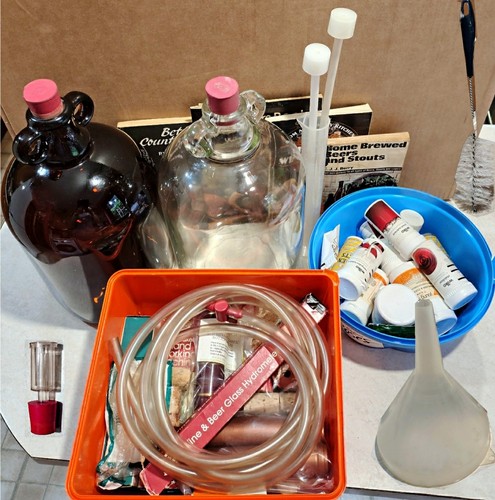 Home winemaking gear demijohn - winemaking,