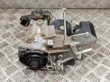 Toyota Hilux 2.8 D4D 2015-24