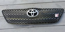 TOYOTA COROLLA  T SPORT FRONT GRILL 02-04